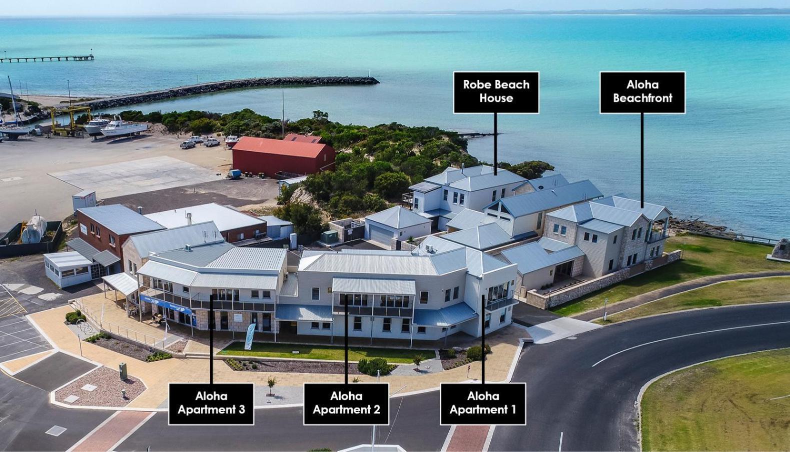 Aloha Waterfront Properties Robe Esterno foto