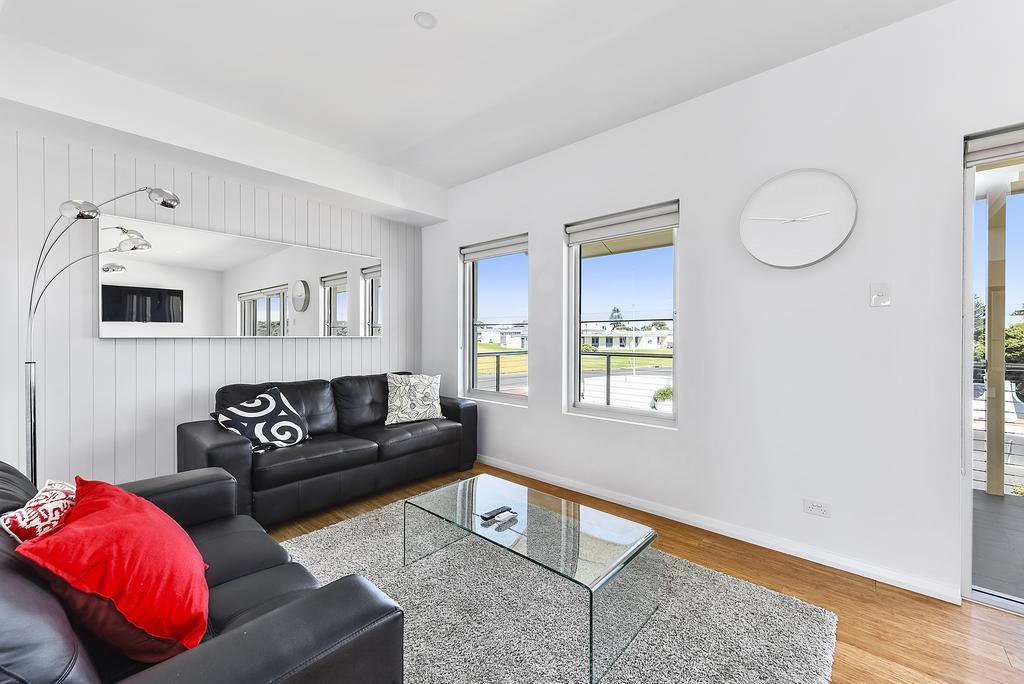 Aloha Waterfront Properties Robe Esterno foto