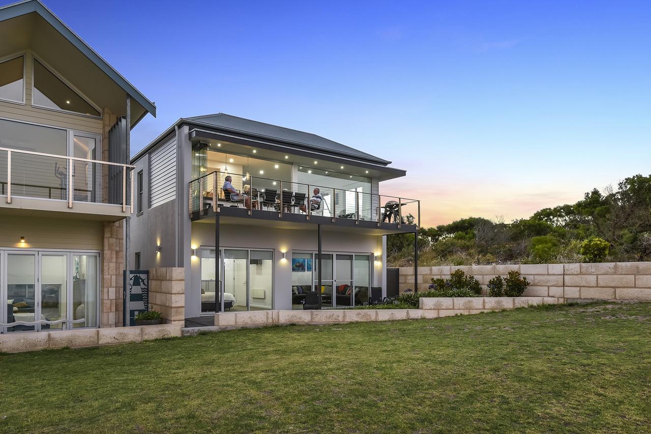 Aloha Waterfront Properties Robe Esterno foto